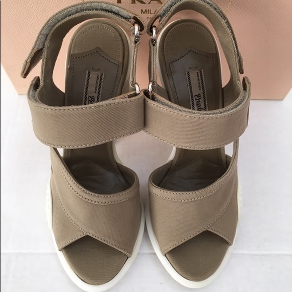 Prada sandals - Picture 5 of 14